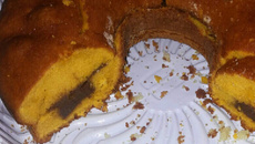 Bolo de cenoura trufado