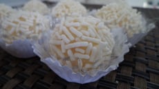Brigadeiro branco fácil e rápido