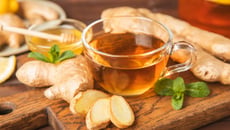 Chá de gengibre: receita fácil com dicas para deixar mais saboroso