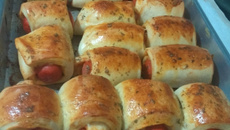 Enroladinho de salsicha fofinho