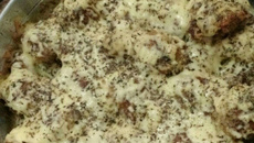 Frango assado com maionese e queijo