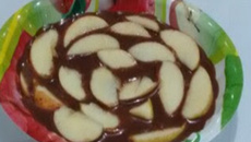 Sobremesa de chocolate com maçã