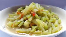 Chuchu refogado simples