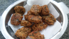 Bolinho de arroz com espinafre