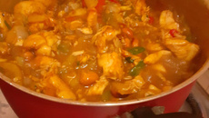 Frango xadrez com amendoim torrado