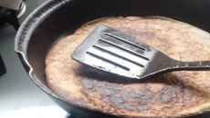 Panqueca de arroz cozido