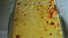 Pão quente com creme de cebola