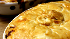 Torta de frango com a massa mais fácil do mundo