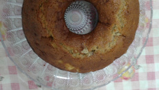 Bolo de liquidificador de maçã e banana