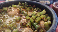 Frango com quiabo mineiro