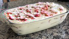 Pavê de morango com leite Ninho