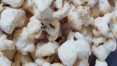 Pipoca doce com leite em pó