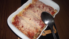 Panqueca de frango ao molho gorgonzola