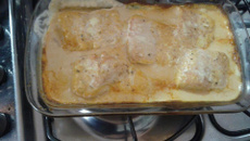 Salmão ao requeijão e creme de leite