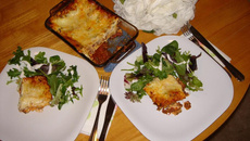 Lasanha à bolonhesa com creme de ricota