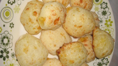 Pão de queijo crocante com sabores