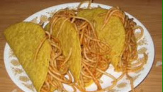 Tacos de macarrão