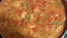 Camarão no molho de tomate