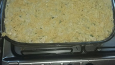 Macarrão ao molho branco e frango