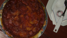 Bolo de maçã e limão caramelado