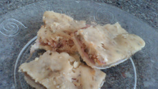 Torta fácil de sardinha, presunto e queijo