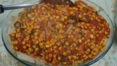 Macarrão ao molho com milho