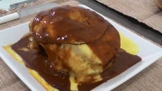 Francesinha à moda do porto