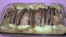 Lagarto com batatas douradas e molho