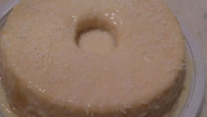 Bolo de refrigerante de laranja com pudim