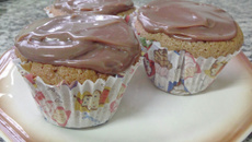 Muffin de chocolate com leite condensado