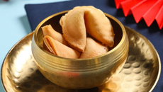 Biscoito da sorte: receita caseira crocante com dica para fechar e que fica igual de restaurante