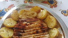 Lombo assado com molho de laranja