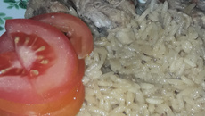 Arroz com costelinhas de porco