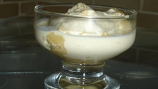 Sobremesa de leite condensado da Ly