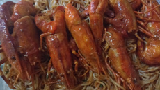 Spaghetti al'astice (espaguete com lagosta)