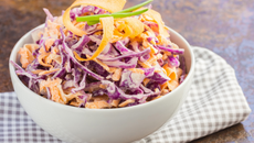 Salada de repolho com creme de leite