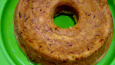 Bolo de pão de queijo recheado