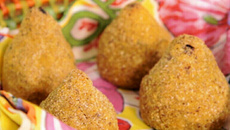 Coxinha fit de batata doce sem glúten e lactose