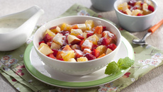 Salada de frutas e iogurte