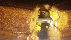 Bolo de milharina com requeijão