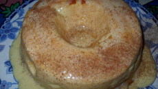 Pudim de claras com baba de moça