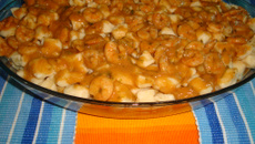 Nhoque de macaxeira ao molho de camarão