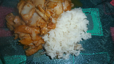 Filé de merluza com molho vermelho