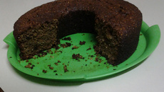 Bolo integral de banana com coco, passas e castanhas