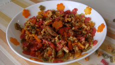 Macarrão fazendinha com carne e cenoura