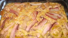 Coxa de frango assada com bacon