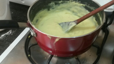 Creme de confeiteiro (recheio para sonhos)