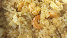 Risoto de camarão e lula