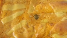 Panqueca de carne moída e mussarela