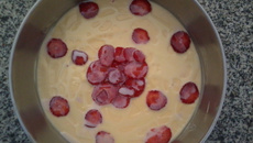 Mousse de pêssego com morango